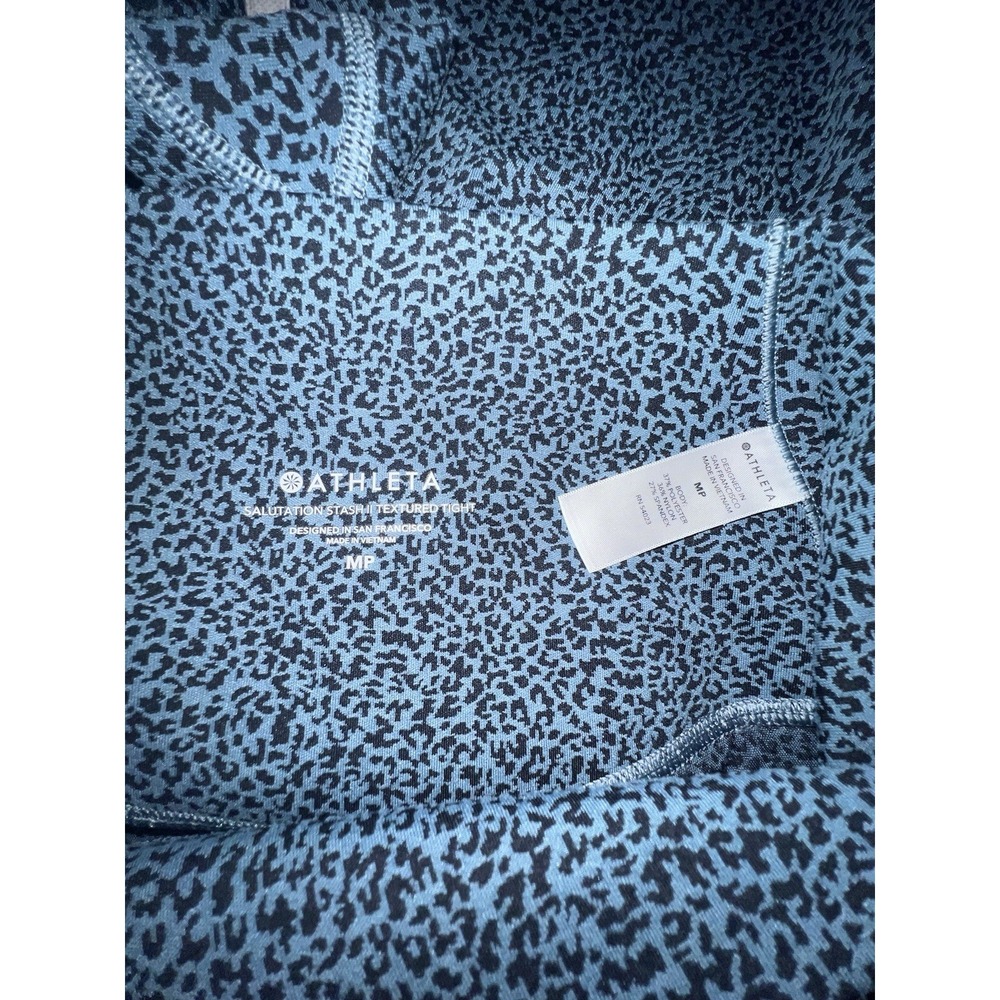 Athleta Women's Blue/Black Leopard Salutation Stash II Pocketed Leggings Size MP - Picture 7 of 7